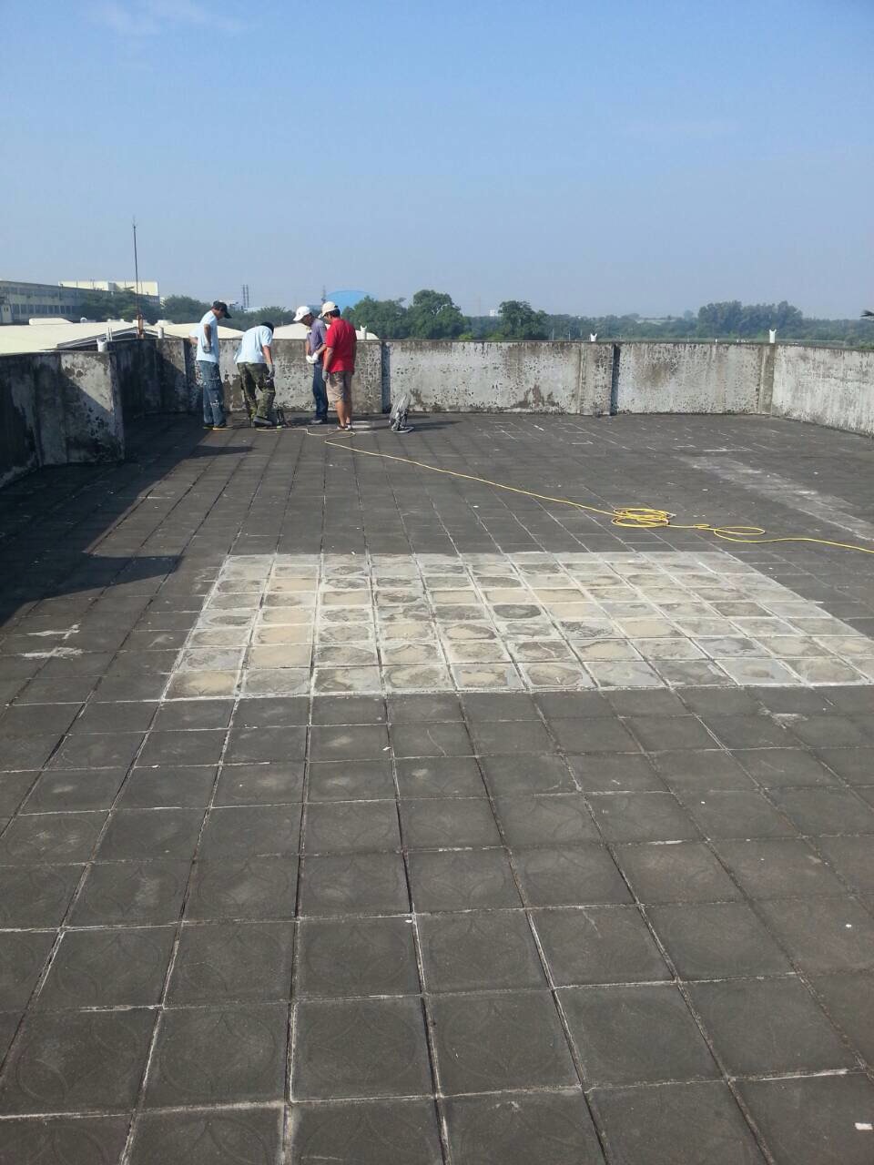 屋頂隔熱磚打除防水工程-施工前 (1)